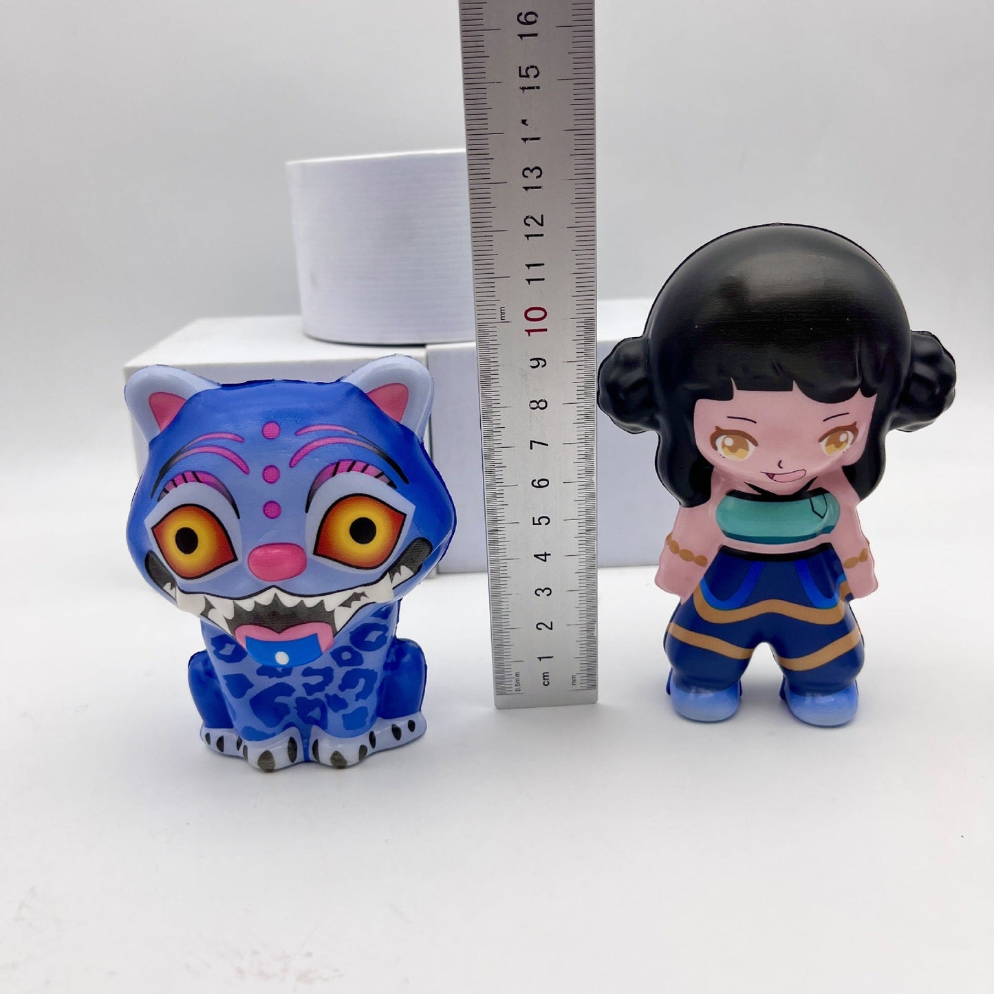 Juguete de personaje de la película Squeeze - 6 piezas por juego